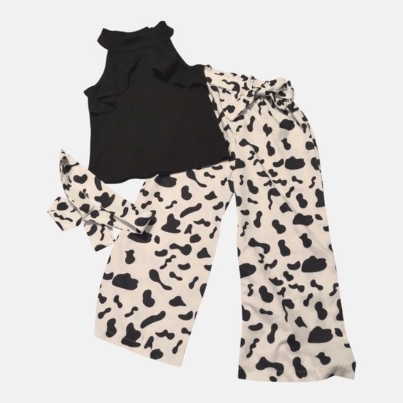 Stylish Cow Print Black and White Wide Leg Pants size 5/6 - Picture 1 of 4